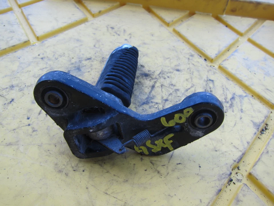 Suzuki Katana 600 GSX600F 1992 fabricante original reposapiés delantero derecho clavija paso Foto 4 de 4