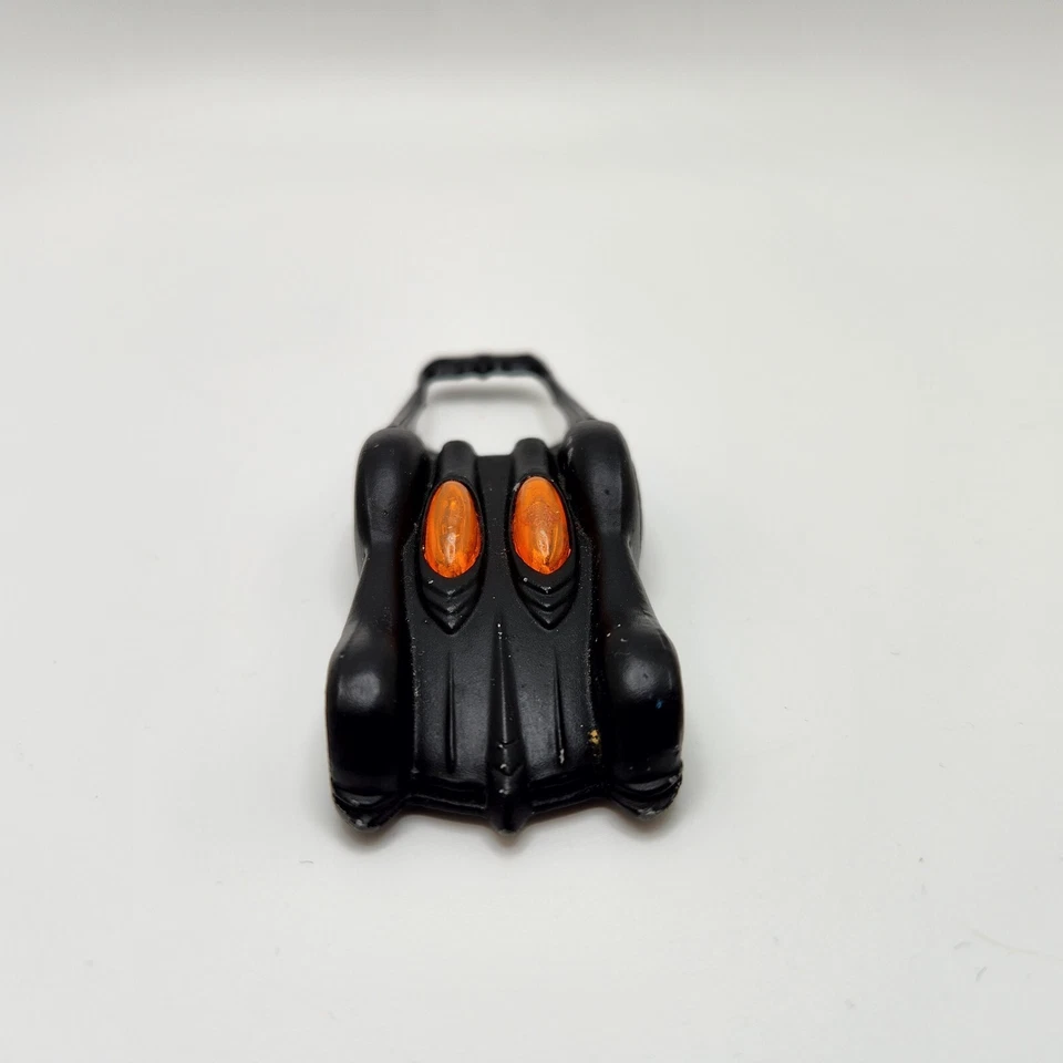 Hot Wheels Batmobile S04 DC Comics 1:64 - Image 2 of 4