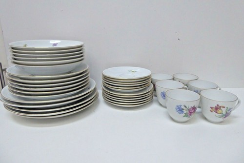 FURSTENBERG PORCELAIN CHINA DINNER SET 35 PIECE FLORAL HANDPAINTED FLOWERS - Picture 8 of 9