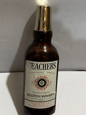 Vintage Novelty Teachers Scotch Whiskey Bottle SHAPE  Radio MW(AM)BAND 1960-1970