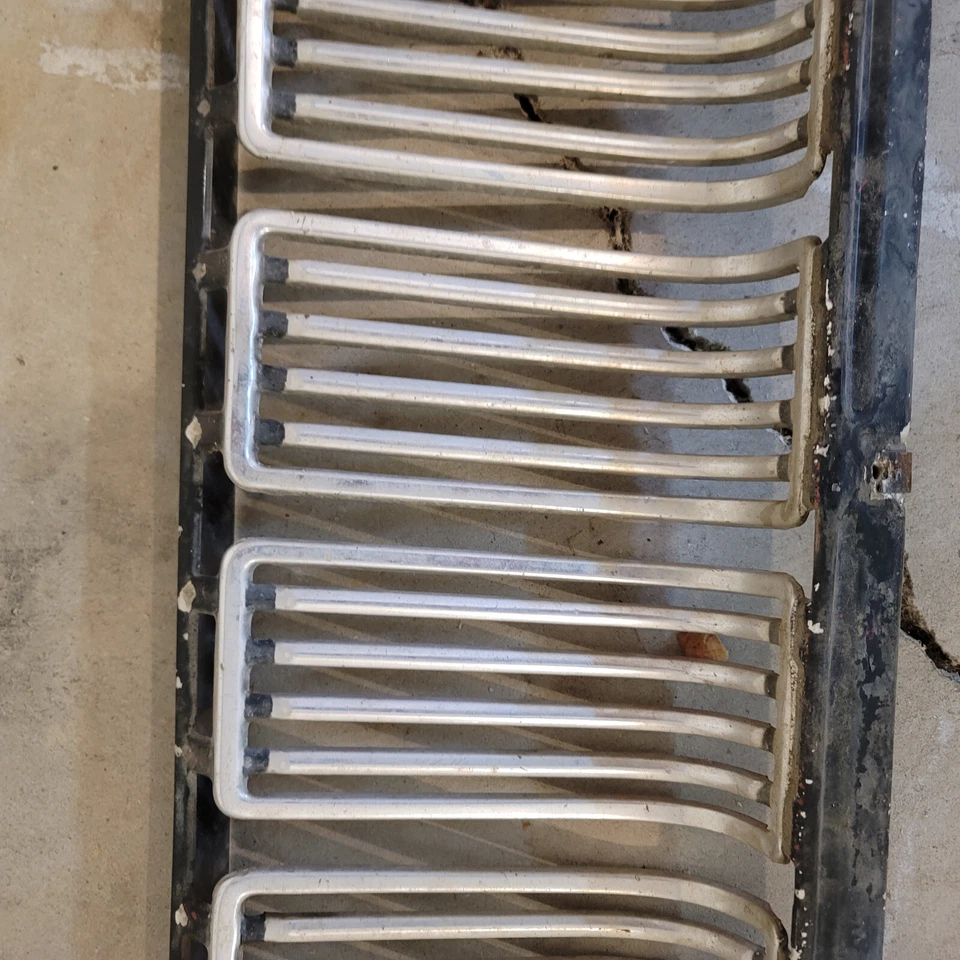 Dodge Dart Grille Mopar 2276114 1963 Foto 3 de 4
