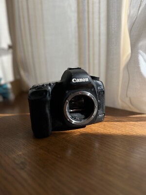 Kamera Canon 5d mark 2 (ii) body + battery + 2 speicherkarten 16GB und 1 32GB