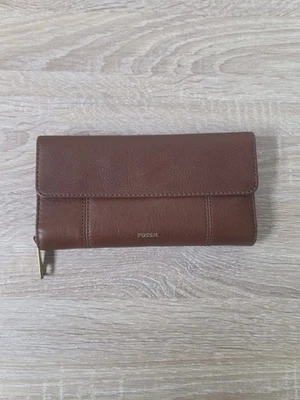 Fossil Jori braun Leder umlaufender Reißverschluss Flip Clutch Geldbörse Druckknopf Kartenetui Neu mit Etikett  - Bild 1 von 4