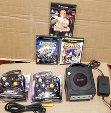GameCube Console Bundle w/ 3 Games , Controllers  Cords WORKING GREAT