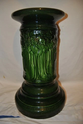Brush Mccoy Woodland Pedestal Shades Of Green