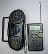 Radio Shack Digital Pocket AM/FM Radio Model 12-587  Baby Boom Box 2000,Tested