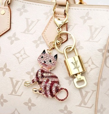 Authentic Louis Vuitton Lock & Key with Unbranded Cat Charm, Keychain 121525