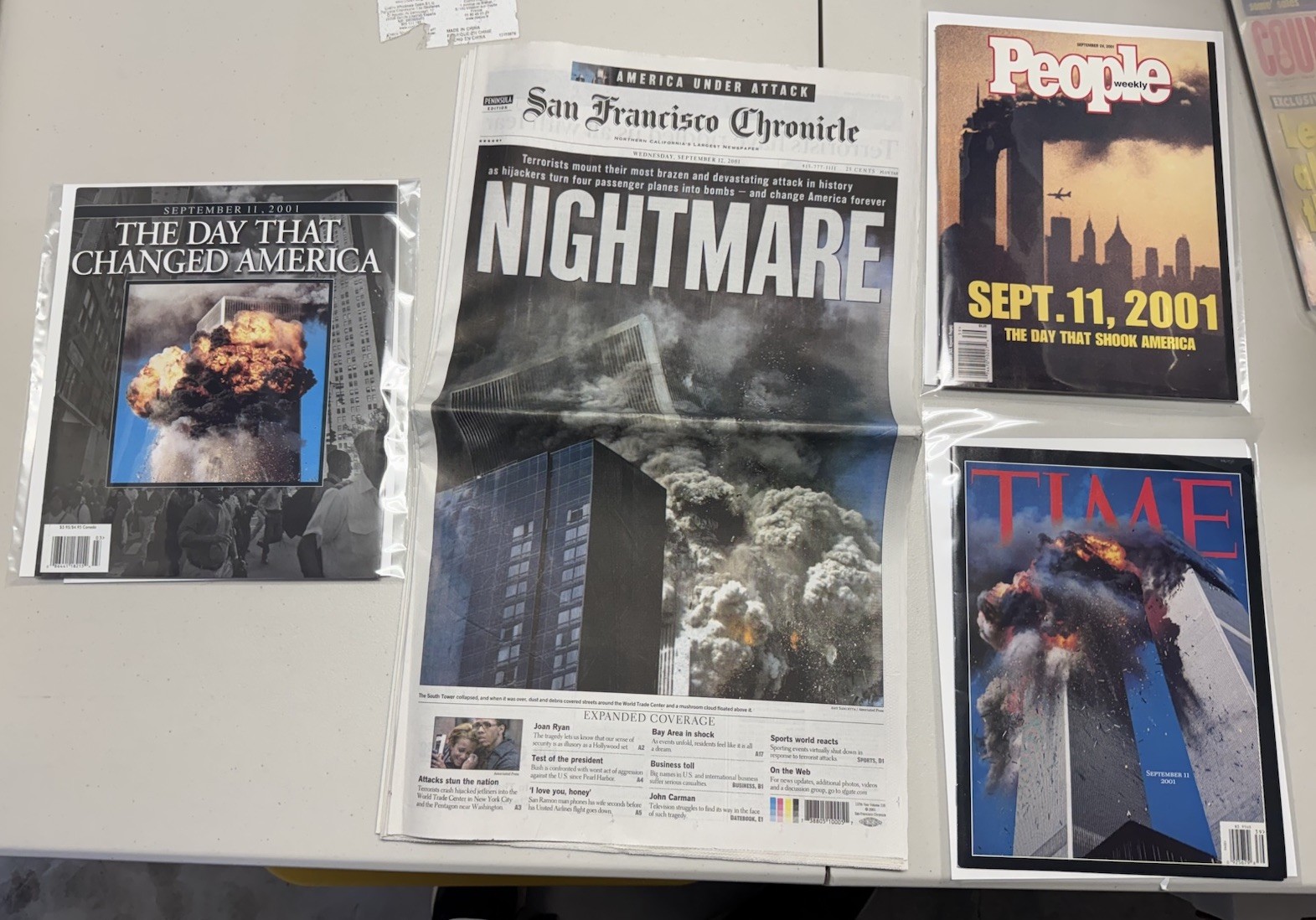 9/11 September 11th, 2001 Magazine and Newspaper Lot