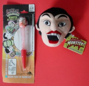Universal Studios Dracula Monster Bubble Pen and Plush Head