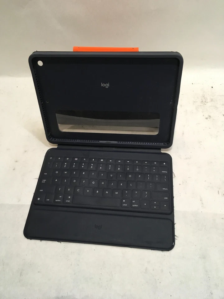 LOGITECH YU0073 RUGGED COMBO 3 IPAD KEYBOARD CASE BLUE FOR IPAD 7TH 8TH 9TH GEN - Image 2 of 4