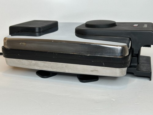 Cuisinart Belgian Waffle Maker - Stainless Steel - Model WMB-4 - 4 Waffle Maker - Picture 2 of 8
