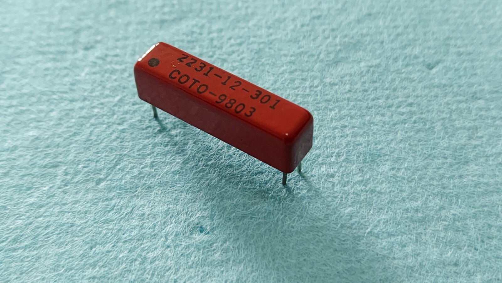 ur2 COTO 2231-12-301 Reed Relay New Old Stock Date Code 98 Qty - 1 pc
