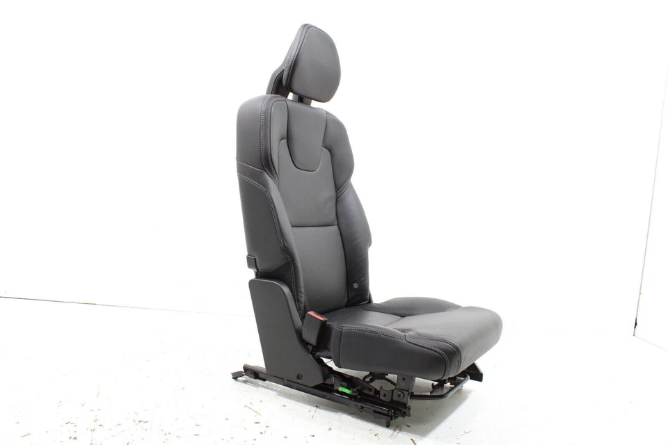 2016 - 2017 VOLVO XC90 REAR 2ND ROW RIGHT SIDE SEAT COMPLETE OEM - Image 2 of 4