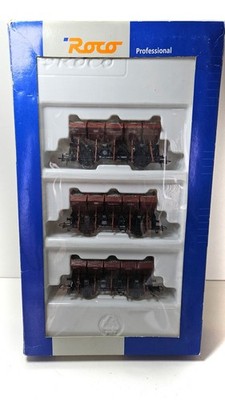 ROCO PROFESSIONAL 44131 SET OF 3 HO SCALE CARGO DUMP WAGONS