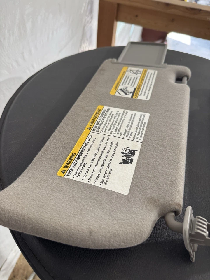 2005–2012 Nissan Frontier Xtera Sun Visors Pair Left & Right w/ Mirror Gray OEM - Image 3 of 4