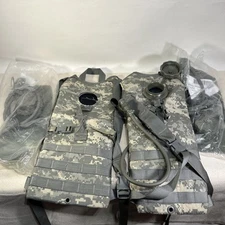 2 NEW USGI MOLLE II HYDRATION SYSTEM CARRIER ACU CAMELBACK US MILITARY W/Bladder