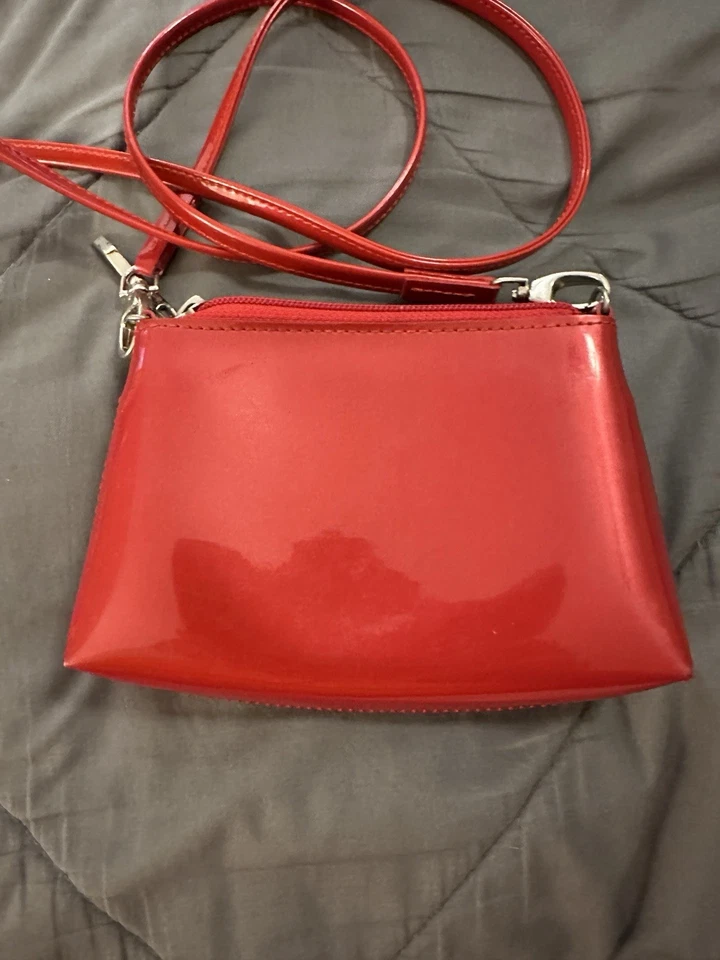 "Mini bolso sin asas vintage Beijo rojo brillante bandolera de hombro 6"" X 4,5""" Foto 2 de 4