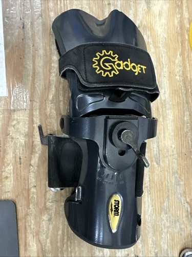 Storm Gadget Large Right-Handed Bowling Wrist Positioner Support Brace