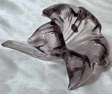 Vintage Silvestri Hand Blown Glass Lily Stem Deep Purple Snow Drop Flower