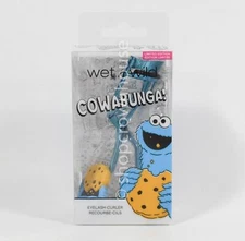 Wet n Wild Sesame Street Cowabunga! Eyelash Curler