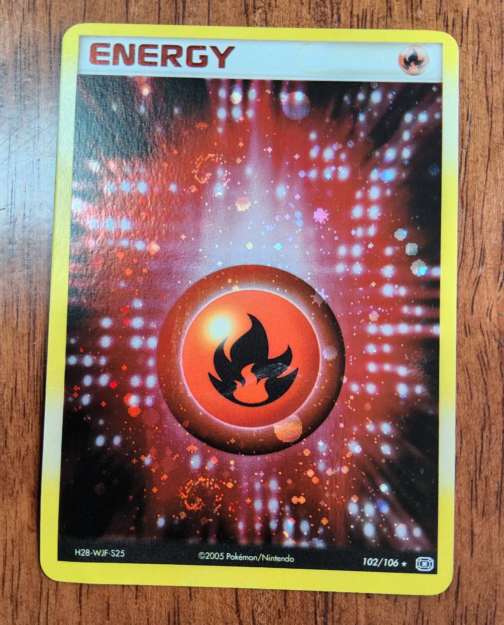 Pokemon TCG Fire Energy EX Emerald Holo rare 102/106 2005 DOUBLE SWIRL NM