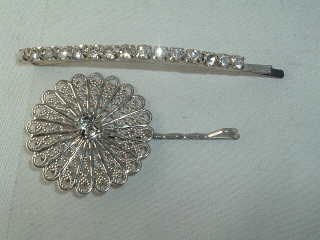 Vintage Lot of 4 Hair Accessories Barrettes Comb Bobby Pin Silver Rhinestone Pea Vintage Lot of 4 Hair Accessories Barrettes Comb Bobby Pin  main image 3
