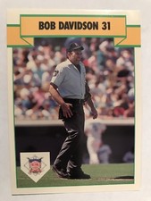 1990 T/M Umpires #40 - Bob Davidson (National League)