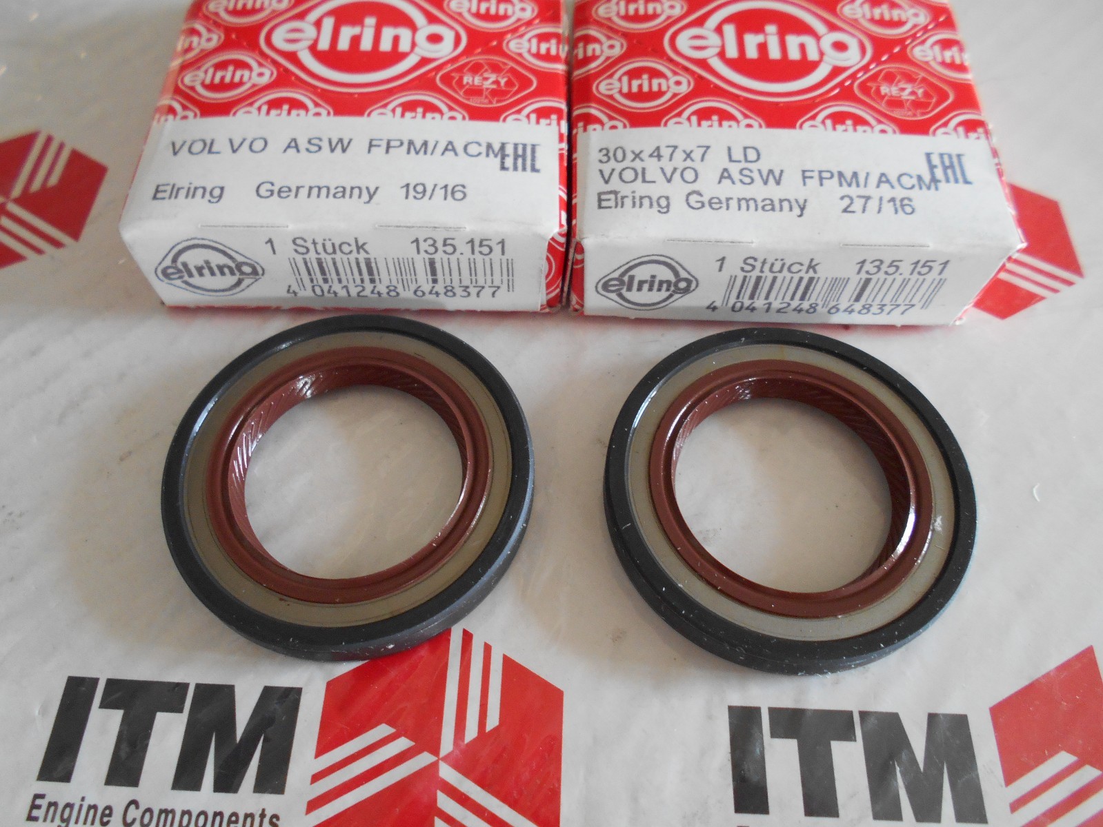 Volvo Rear Camshaft Seal (Set) 740 850 960 C70 S80 XC90