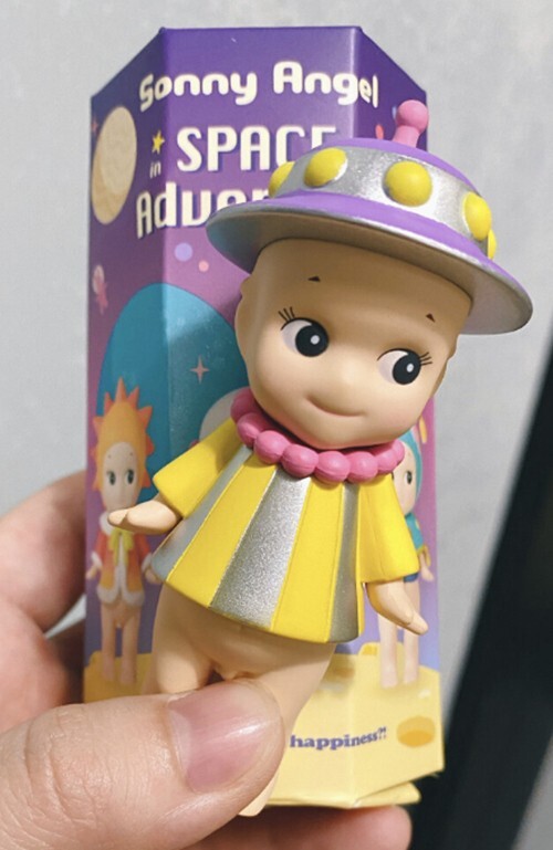 ぬいぐるみ Sonny Angel SECRET Secret Squirrel - Authentic Sonny Angel Looking Back Series