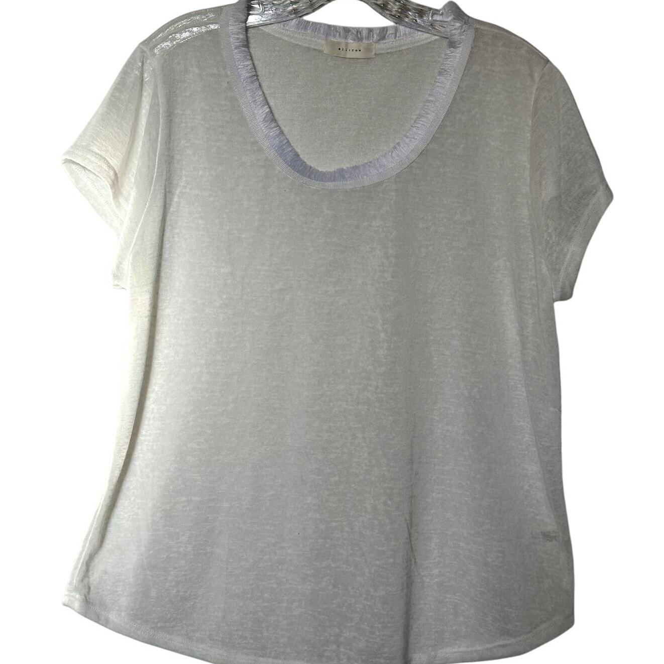 Top bianco manica corta tutta fila Wm taglia grande dettaglio frange collo classico minimalista