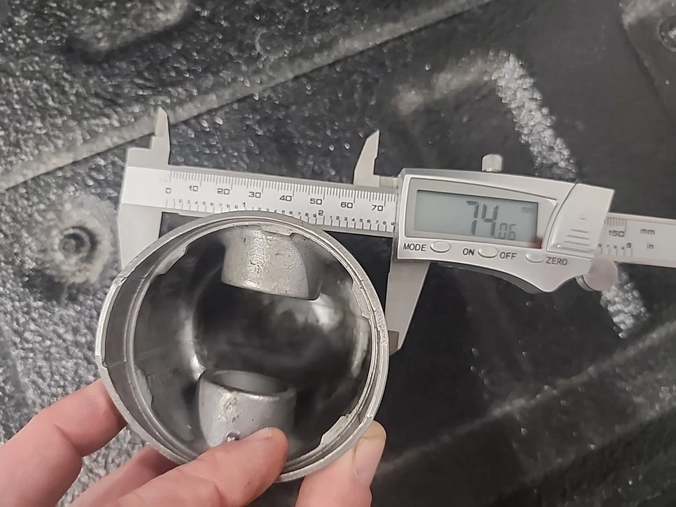 Original BMW R6 R60 Cilindro Motor Parte Corte Cabezal de Aire Jarra Barril Pistón Foto 2 de 4