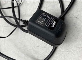 Lot Of Nintendo NES Gray Video Game Home Console With Adapter & Controller