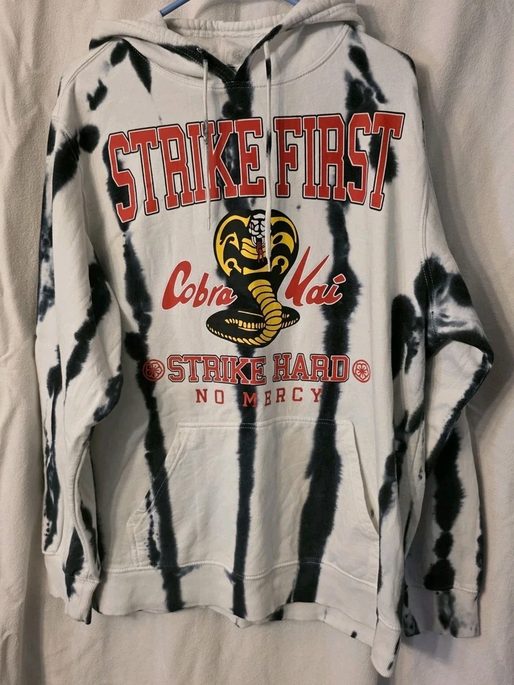 Толстовка с капюшоном Cobra Kai Strike First Karate Kid Saga XL - Изображение 2 из 4