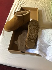 Ugg uk size 8 new in box only tried on