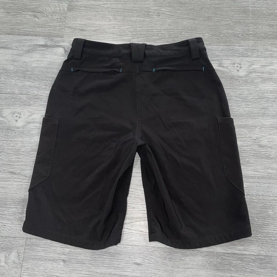 Amazon by Luly Yang Women’s Black Employee Work Shorts Size Small Comfort - Image 3 of 4