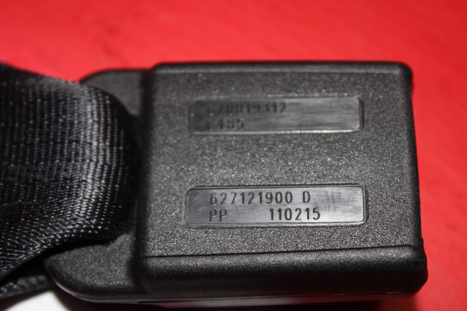 Maserati Ghibli 2014-2019 REAR+LEFT Seat belt buckle