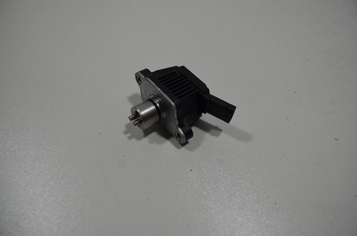 VW Golf 7 Sportsvan Magnetventil / Zylinderkopf 04E906048A ORIGINAL