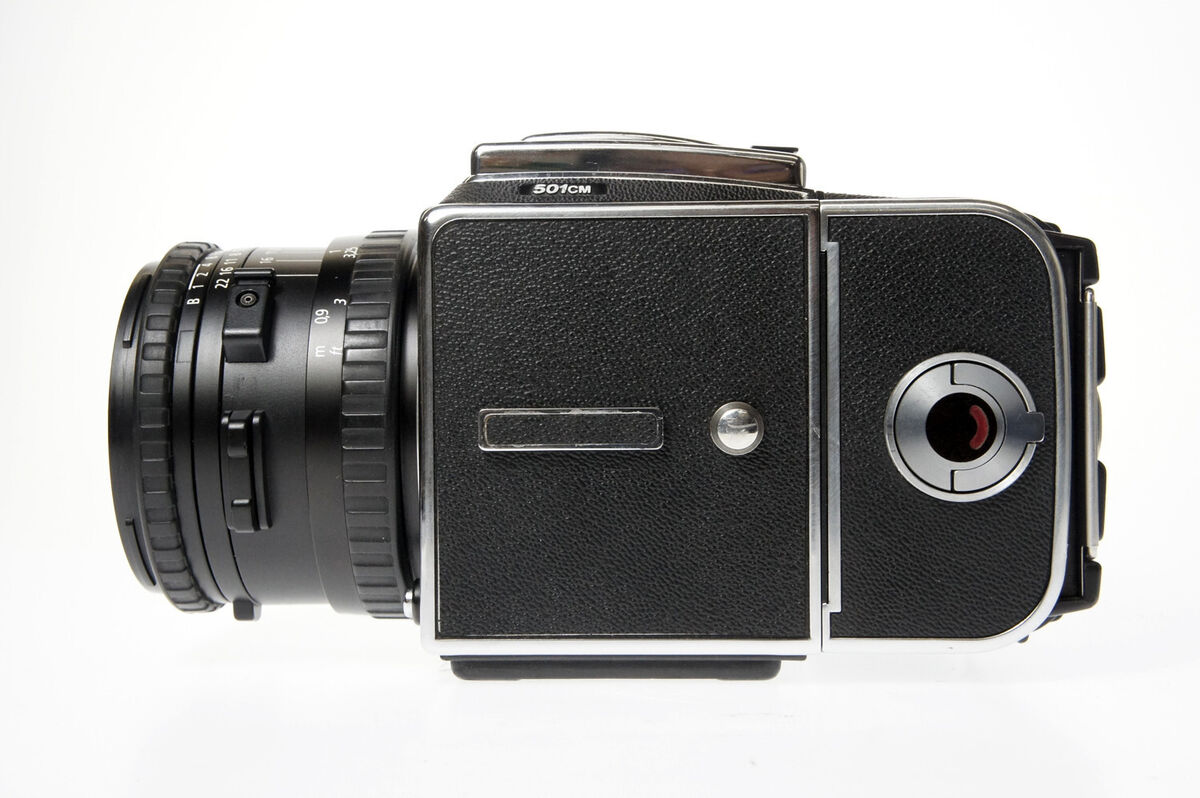 Hasselblad 501CM Film Camera & Carl Zeiss Planar 80mm f/2.8 Hasselblad 501CM Film Camera & Carl Zeiss Planar 80mm f/2.8