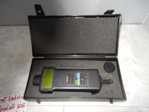 REED Instruments K4010 Contact/Photo Tachometer Standard PARTS OR REPAIR#Q540925