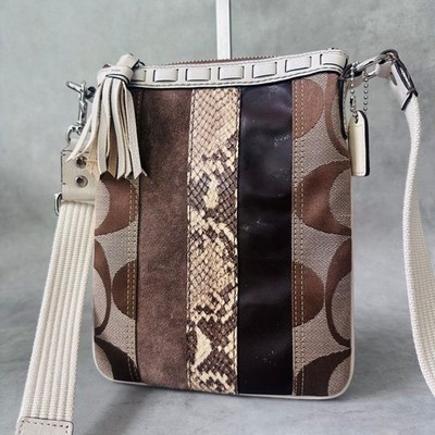 Coach Hamptons Patchwork Swing Pack Bag