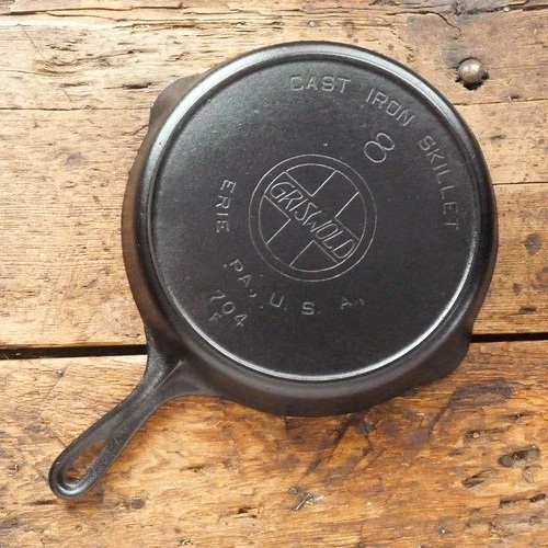 Antique GRISWOLD Cast Iron SKILLET Frying Pan # 8 LARGE SLANT LOGO - Ironspoon