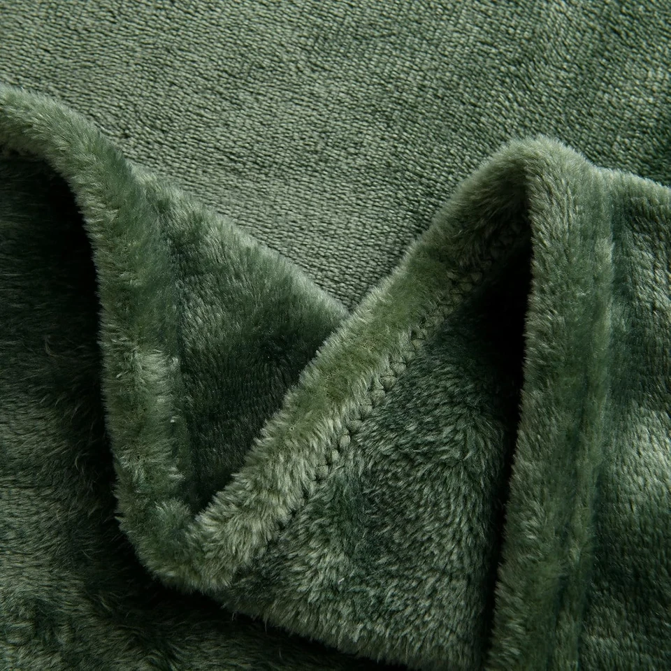 SOCHOW Flannel Fleece Blanket Twin Size, 60"×80", Olive Green  - Image 3 of 4