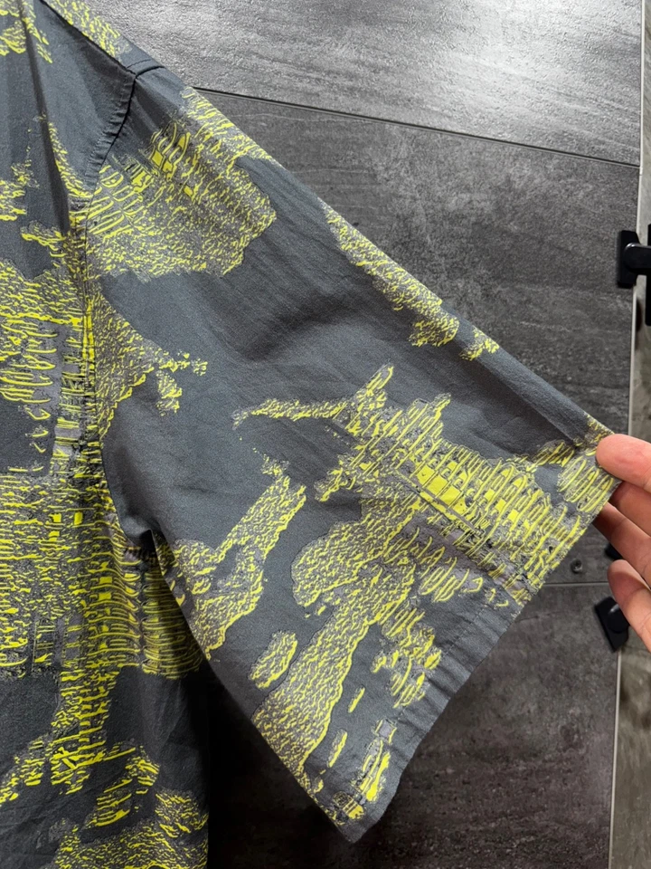 Camisa de campamento Diesel Frank manga corta camuflada para hombre talla 50 Foto 3 de 4