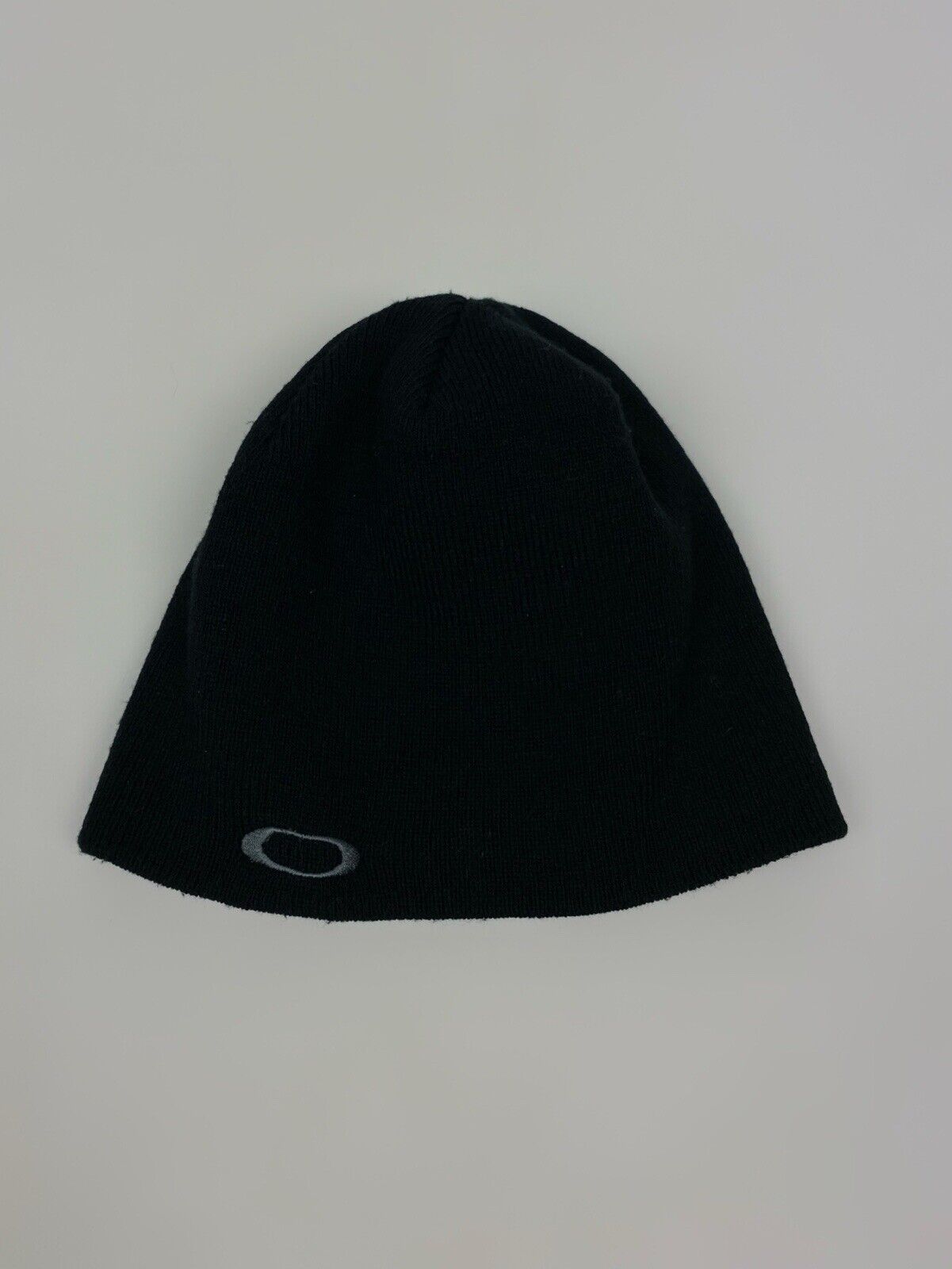 00s oakley beanie-