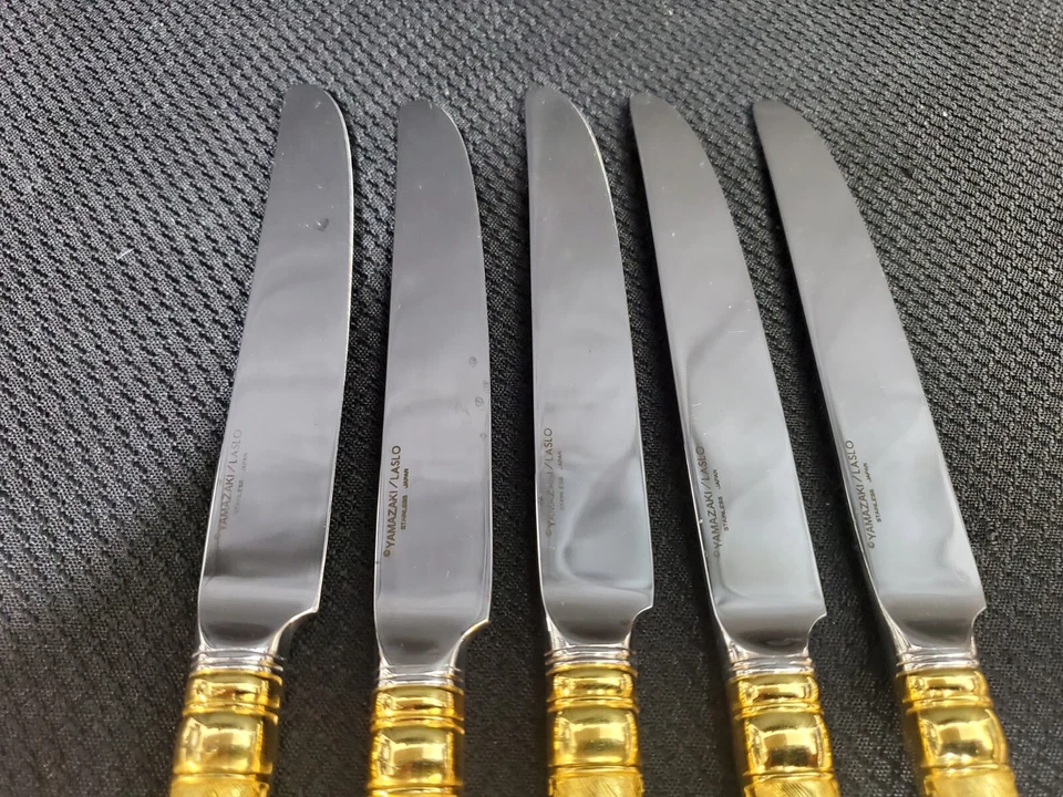 YAMAZAKI LASLO - TROIKA/ ATRIA GOLD - 5 Dinner Knives 9 1/2" - Image 3 of 4