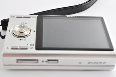 FUJIFILM デジタルカメラ FINEPIX Z250FD　ホワイト Fujifilm Finepix Z250fd White 10MP Digital Camera [Near Mint