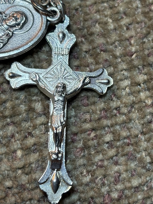 Vintage Crystal Type Beautiful Rosary