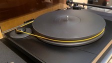 Mobile Fidelity MoFi Ultradeck Turntable -10" Tonearm-MM MasterTracker cartridge