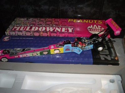 ACTION SHIRLEY MULDOWNEY 1.24 PEANUTS DRAGSTER BY SCHULZ MAC TOOLS