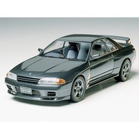 Tamiya Nissan Skyline GT-R 324040 NWTAM24090 New In Ovp